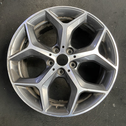 18" BMW X1 16-20 18x7.5 , , solid Y spoke Original OEM Wheel Rim - Additional View