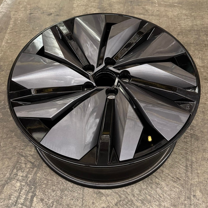 19" ARIYA 23-26 19x7.5, 10 spoke Original OEM Wheel Rim - BLACK SILVER - View 8
