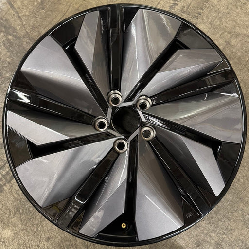19" ARIYA 23-26 19x7.5, 10 spoke Original OEM Wheel Rim - BLACK SILVER - Front View