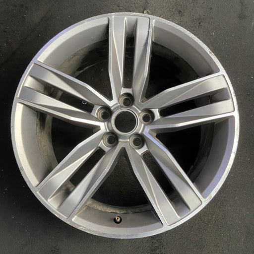 20" CAMARO 16 20x8.5, 5 split spoke, machined face Original OEM Wheel Rim - Additional View