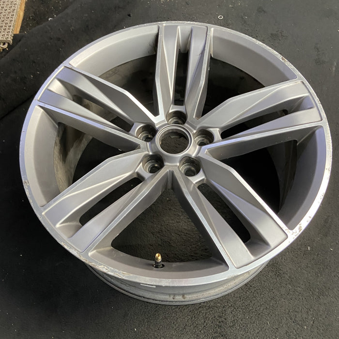 20" CAMARO 16 20x8.5, 5 split spoke, machined face Original OEM Wheel Rim - View 7