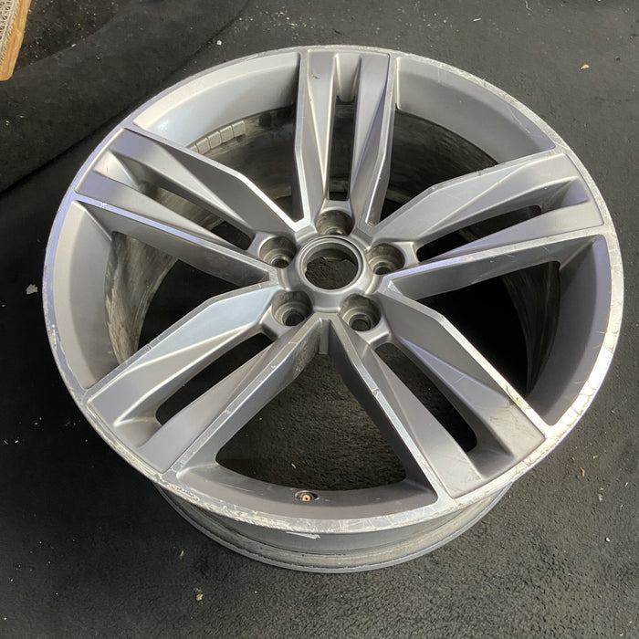 20" CAMARO 16 20x8.5, 5 split spoke, machined face Original OEM Wheel Rim - View 7