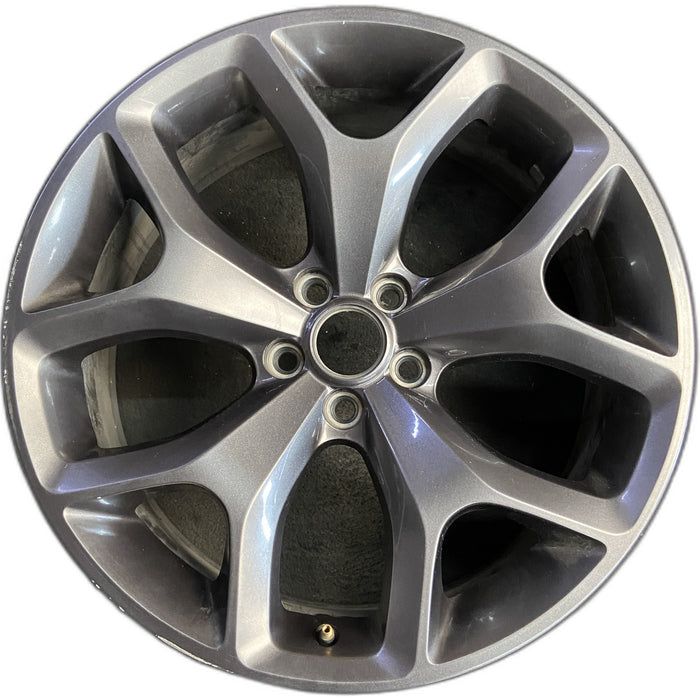 20" CHALLENGER 15-17 20x8 , 5 Y spoke, polished with silver pockets Original - Front View