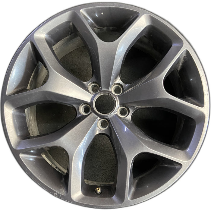 20" CHALLENGER 15-17 20x8 , 5 Y spoke, polished with silver pockets Original - Front View