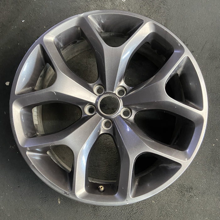 20" CHALLENGER 15-17 20x8 , 5 Y spoke, polished with silver pockets Original - Additional View