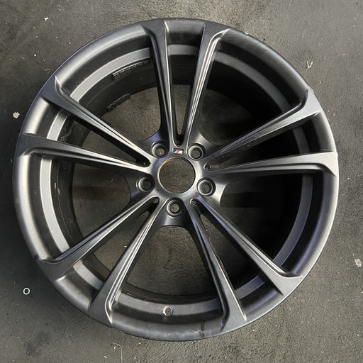 20" BMW M5 12-16 20x9 , 5 double spoke, rear, Original OEM Wheel Rim - Additional View