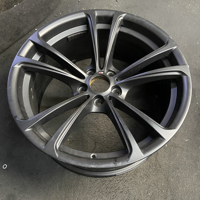 20" BMW M5 12-16 20x9 , 5 double spoke, rear, Original OEM Wheel Rim - View 7