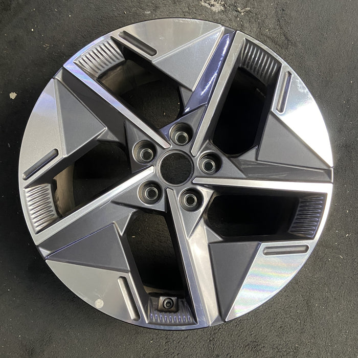 18" TUCSON 25-26 gasoline, 18x7.5 , angled spoke Original OEM Wheel Rim - Additional View