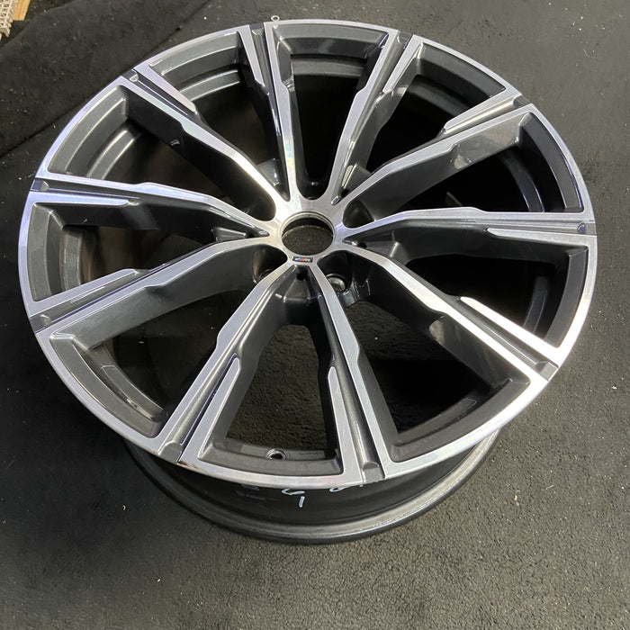 20" BMW X5 19-26 20x9, 10 spoke Original OEM Wheel Rim - View 7