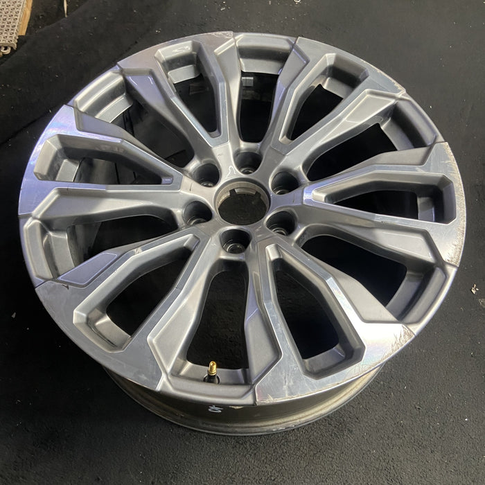22" YUKON 21-24 22x9, 12 spoke, machined face with gray pockets Original OEM - View 7