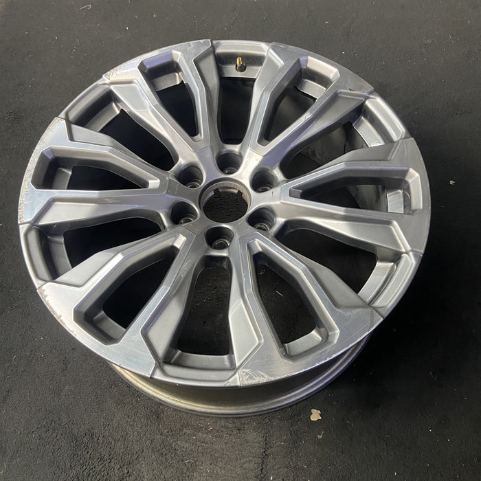 22" YUKON 21-24 22x9, 12 spoke, machined face with gray pockets Original OEM - View 8