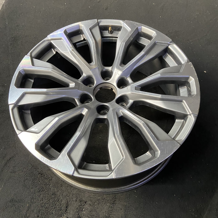 22" YUKON 21-24 22x9, 12 spoke, machined face with gray pockets Original OEM - View 8