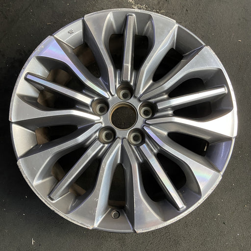 19" RLX 18-20 19x8 , factory installed, VIN 5 Original OEM Wheel Rim - Additional View