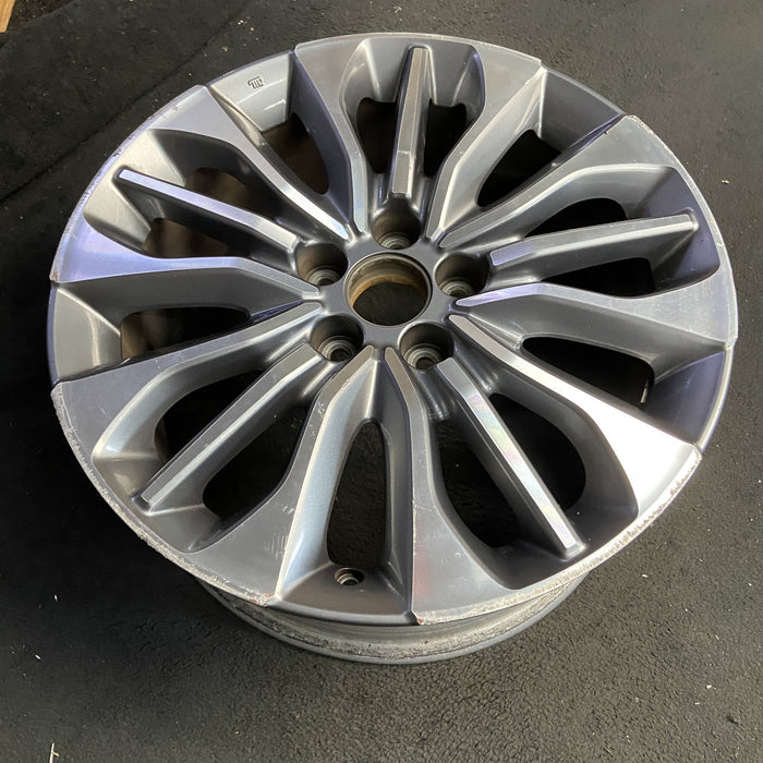 19" RLX 18-20 19x8 , factory installed, VIN 5 Original OEM Wheel Rim - View 7