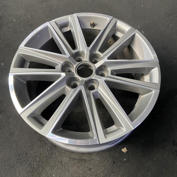 18" TRAVERSE 22-23 18x7.5, silver, 12 spoke Original OEM Wheel Rim - View 8