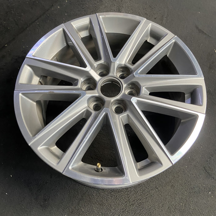 18" TRAVERSE 22-23 18x7.5, silver, 12 spoke Original OEM Wheel Rim - View 7