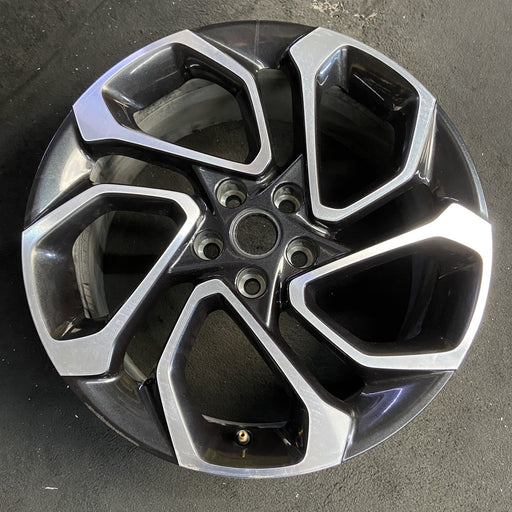 19" TRAX 24-26 19x8 Original OEM Wheel Rim - Additional View