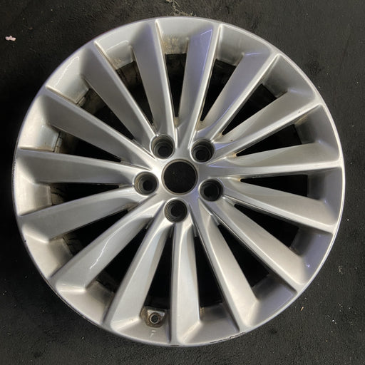 19" EQUUS 14-16 , 19x8 Original OEM Wheel Rim - Additional View