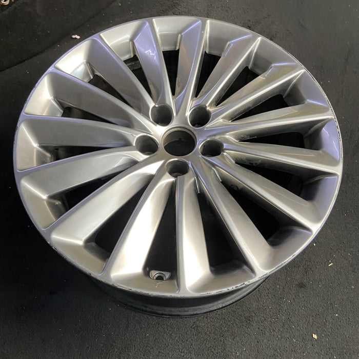 19" EQUUS 14-16 , 19x9 Original OEM Wheel Rim - View 7