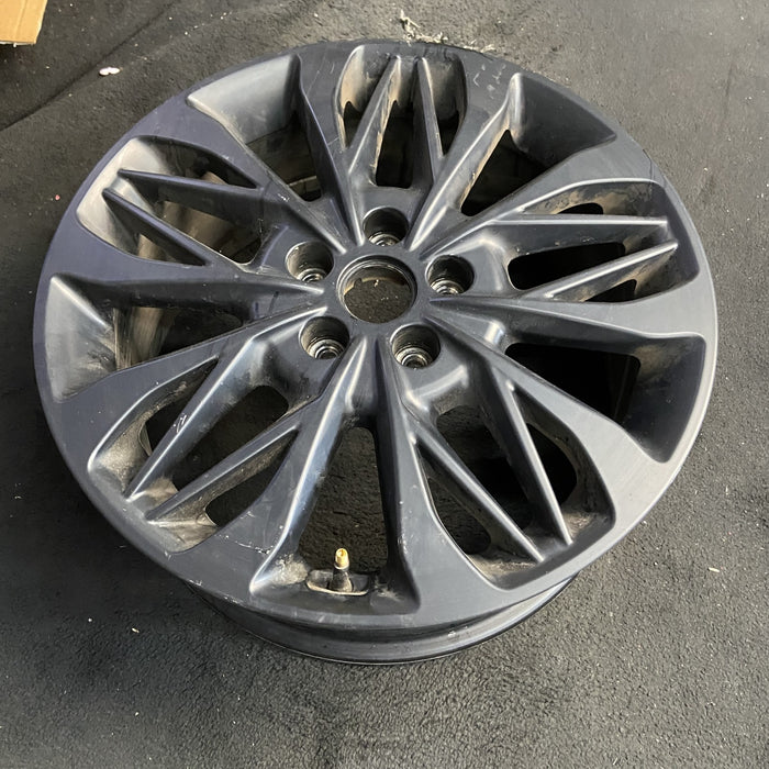 18" SELTOS 22-23 18x7.5 , 10 spoke Original OEM Wheel Rim - View 7
