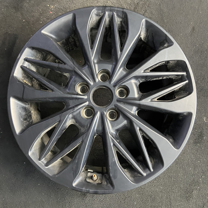 18" SELTOS 22-23 18x7.5 , 10 spoke Original OEM Wheel Rim - Additional View