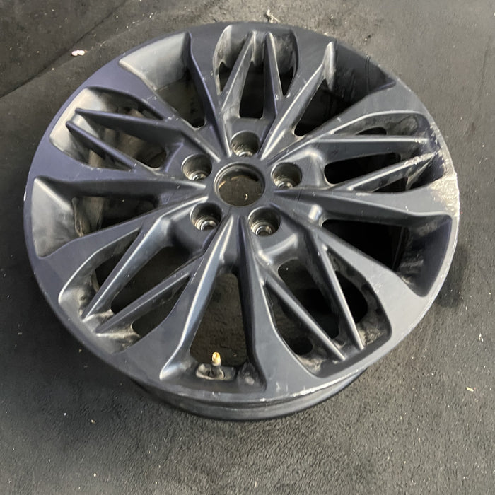 18" SELTOS 22-23 18x7.5 , 10 spoke Original OEM Wheel Rim - View 7
