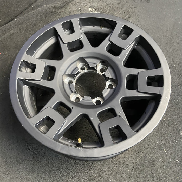 17" 4 RUNNER 15-23 17x7, alloy , slotted spoke , black Original OEM Wheel Rim - View 7