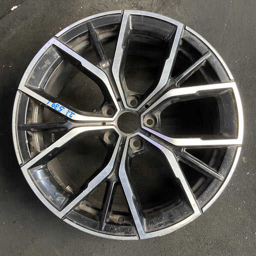 19" 530e 21-23 19x8, 5 Y spoke, silver black Original OEM Wheel Rim - Additional View