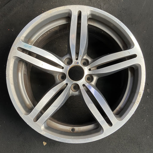 19" BMW M5 06-10 19x8.5 , 5 grooved spoke Original OEM Wheel Rim - Additional View