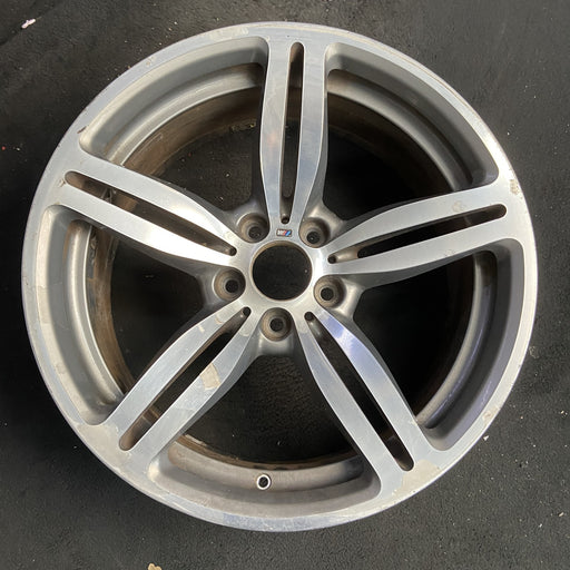 19" BMW M5 06-10 19x8.5 , 5 grooved spoke Original OEM Wheel Rim - Additional View
