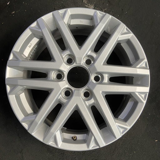 18" SEQUOIA 23-24 18x7.5, 6 double spoke, silver Original OEM Wheel Rim - Additional View