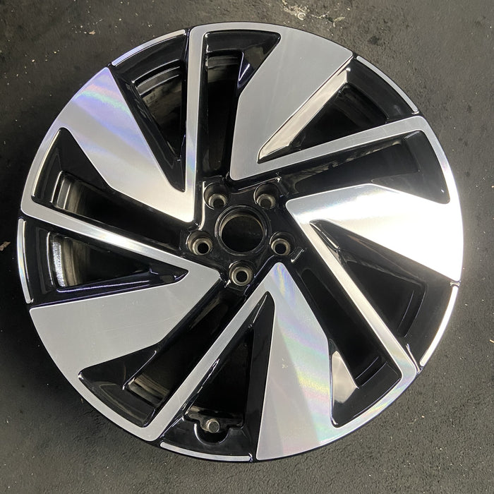 20" ATLAS 24-26 20x8, , machined face Original OEM Wheel Rim - Additional View