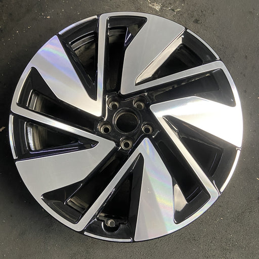 20" ATLAS 24-26 20x8, , machined face Original OEM Wheel Rim - Additional View
