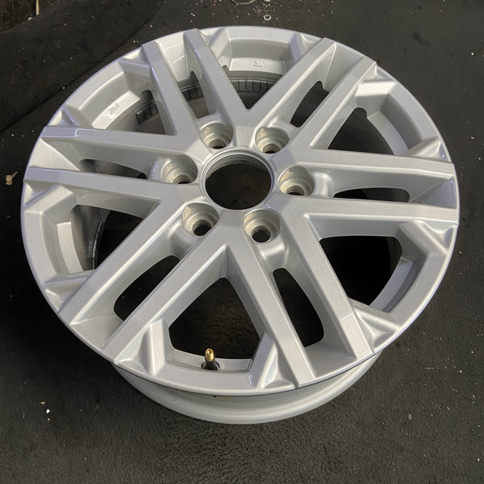 18" SEQUOIA 23-24 18x7.5, 6 double spoke, silver Original OEM Wheel Rim - View 7