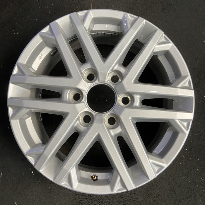 18" SEQUOIA 23-24 18x7.5, 6 double spoke, silver Original OEM Wheel Rim - Additional View