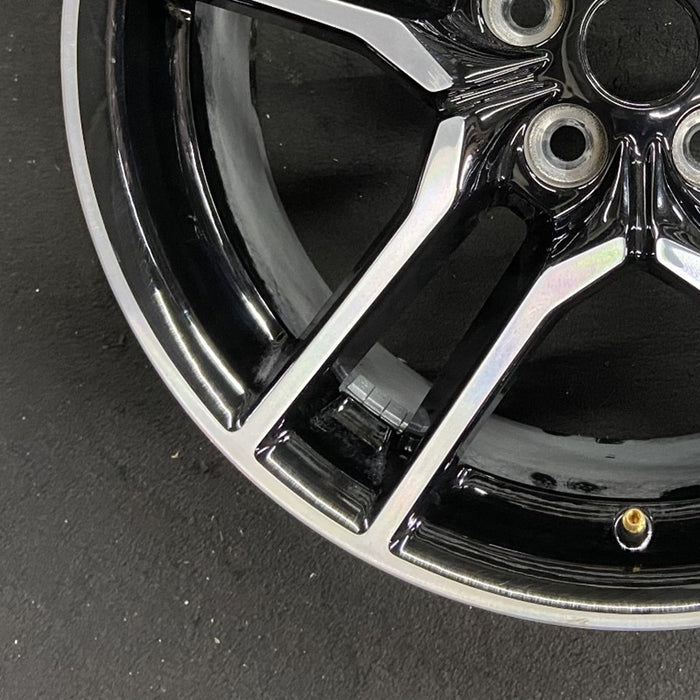 18" MUSTANG 18-23 18x8 , 10 spoke Original OEM Wheel Rim - Additional View
