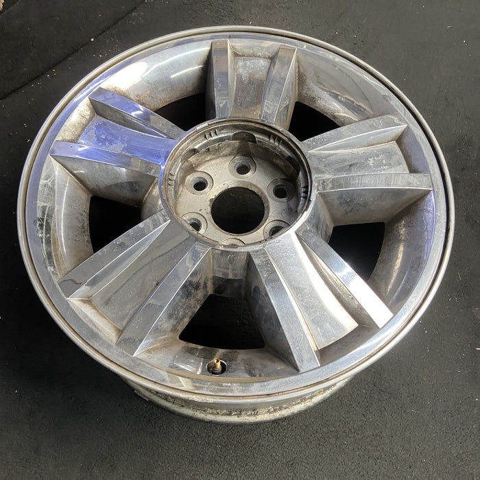 20" AVALANCHE 1500 09-10 20x8.5, 5 spoke, covered lug nuts, grooved spoke - View 7