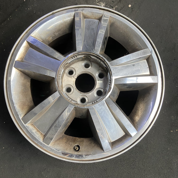 20" AVALANCHE 1500 09-10 20x8.5, 5 spoke, covered lug nuts, grooved spoke - Additional View