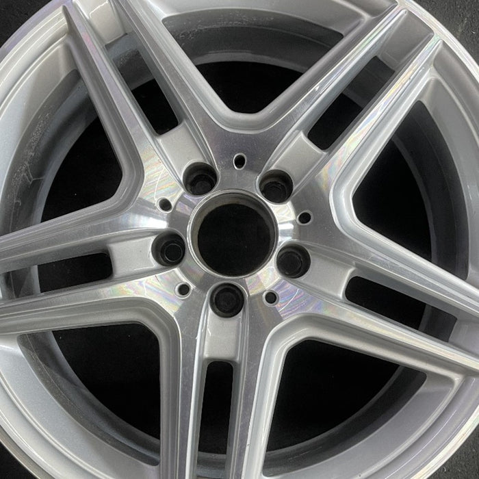 18" MERCEDES E-CLASS 11 207 Type, Cpe, E550, 18x8.5 Original OEM Wheel Rim - Angle View