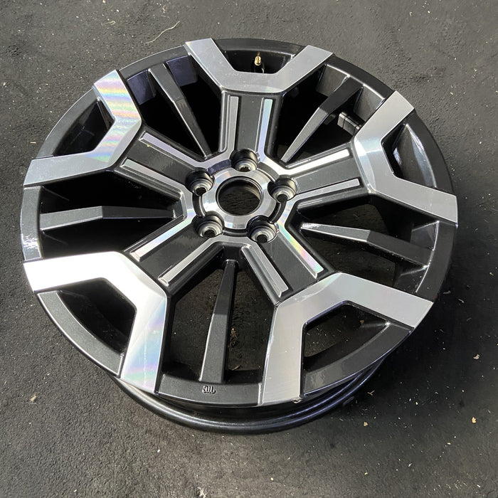 19" LEGACY 26 , 19x7 , machined face with pockets Original OEM Wheel Rim - View 8