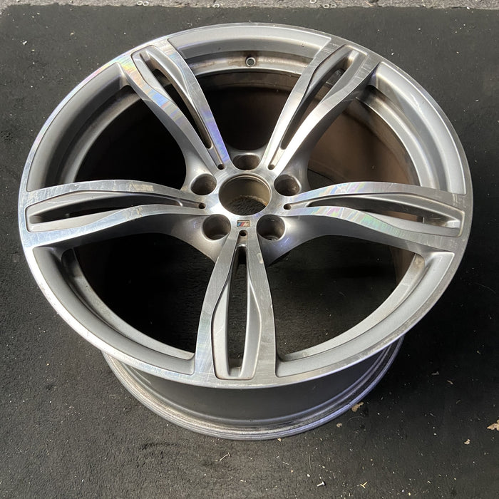 20" BMW M6 12-17 20x10.5 , 5 double spoke, narrow opening in spoke, polished - View 8