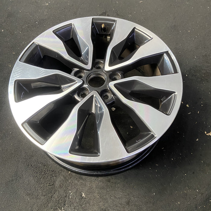18" LEGACY 23-25 18x7 , machined face with pockets Original OEM Wheel Rim - View 8