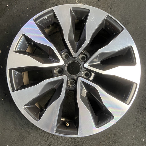 18" LEGACY 23-25 18x7 , machined face with pockets Original OEM Wheel Rim - Additional View