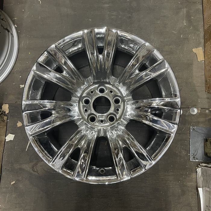 19" BMW X5 07-13 19x10 , 7 spoke, V spoke, exposed lug nuts Original OEM Wheel - Additional View