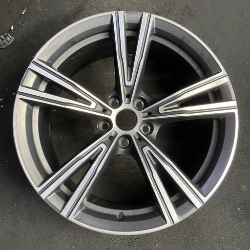 19" BMW 330e 21-24 19x8, , V spoke Original OEM Wheel Rim - Additional View