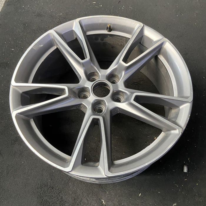 20" CAMARO 19-24 20x8.5, 5 split spoke, machined face Original OEM Wheel Rim - View 8