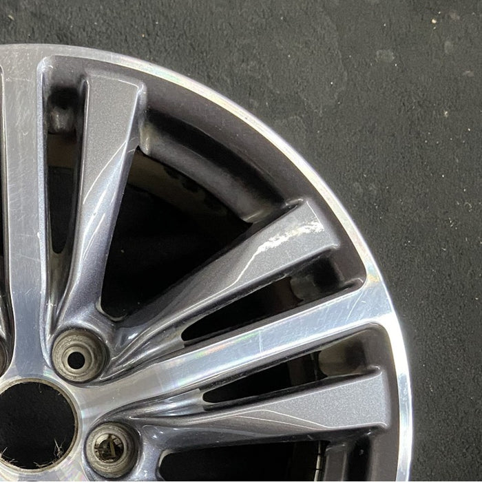 18" INFINITI QX60 16-20 18x7.5 Original OEM Wheel Rim - Close-Up Detail