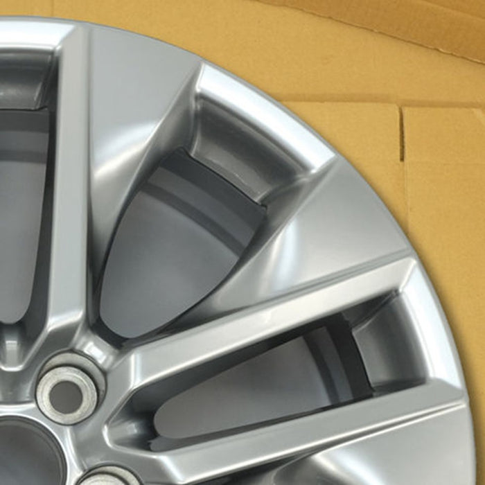 19" RAV4 19-20 19x7.5 , , silver inlay Original OEM Wheel Rim - Close-Up Detail