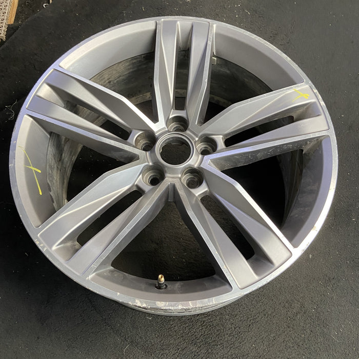 20" CAMARO 16 20x8.5, 5 split spoke, machined face Original OEM Wheel Rim - View 7
