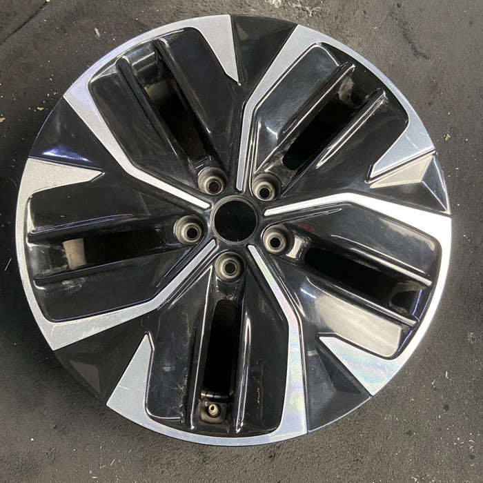 19" EV6 22-24 19x7.5 , black inlay Original OEM Wheel Rim - Additional View